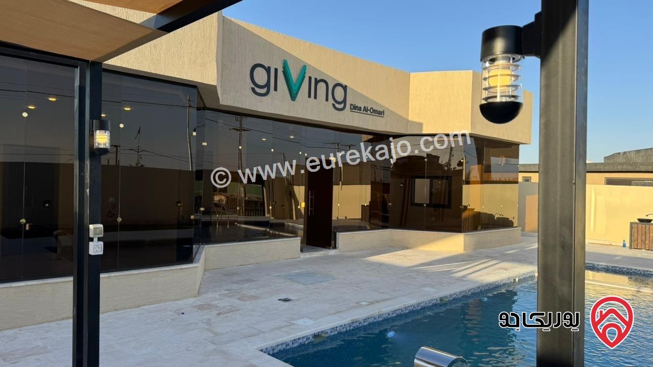 مزرعة داخل كومباوند مغلق مساحة البناء 100م على أرض 500م للبيع في عمان - طريق المطار خلف جامعة الاسراء بالقرب من الشحن الجوي