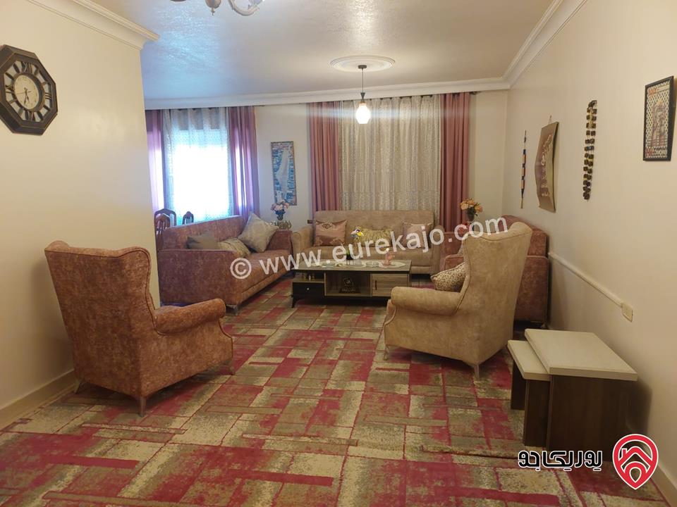 شقة طابق ثاني مساحة 197م للبيع في عمان - تلاع العلي   