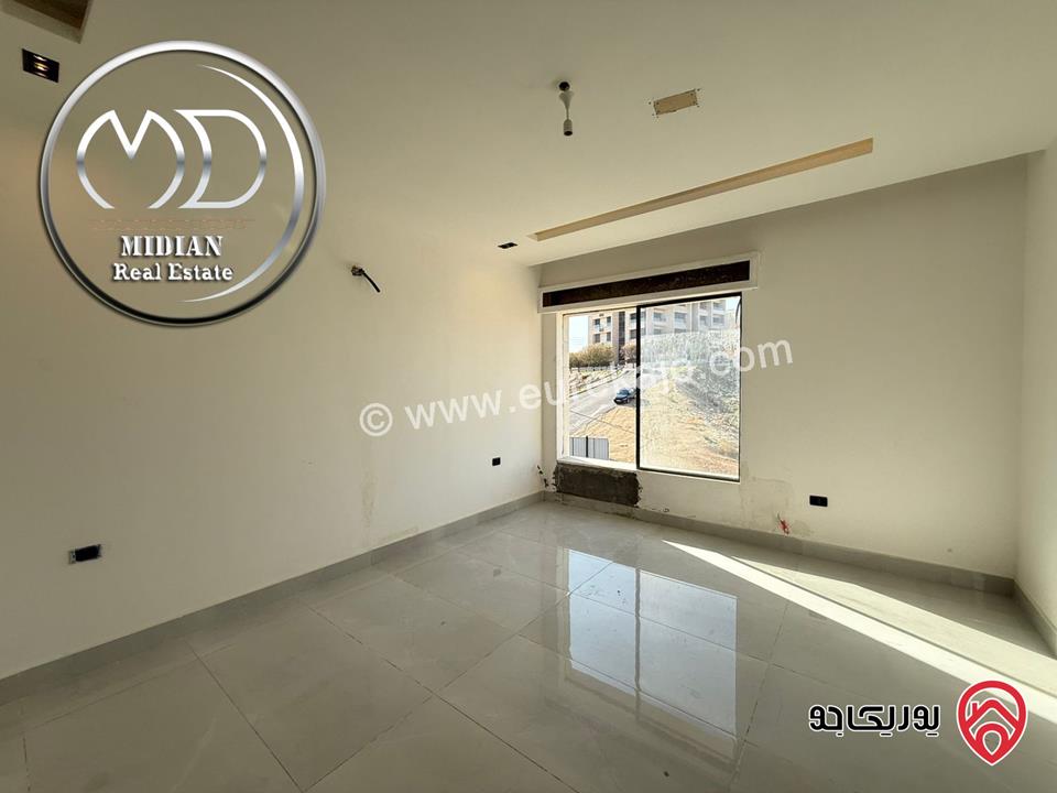 شقق جديدة للبيع في عمان - الظهير مساحات 185م & 200م تشطيبات و ديكورات سوبر ديلوكس اطلالة جميلة بأسعار مميزة