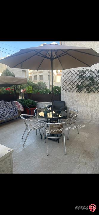 شقة دوبلكس طابق أرضي وشبه ارضي مساحة 310م داخلي و 300م خارجي للبيع في عمان - أم أذينة من المالك