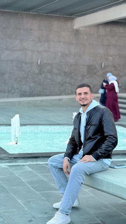 نايف الزعبي