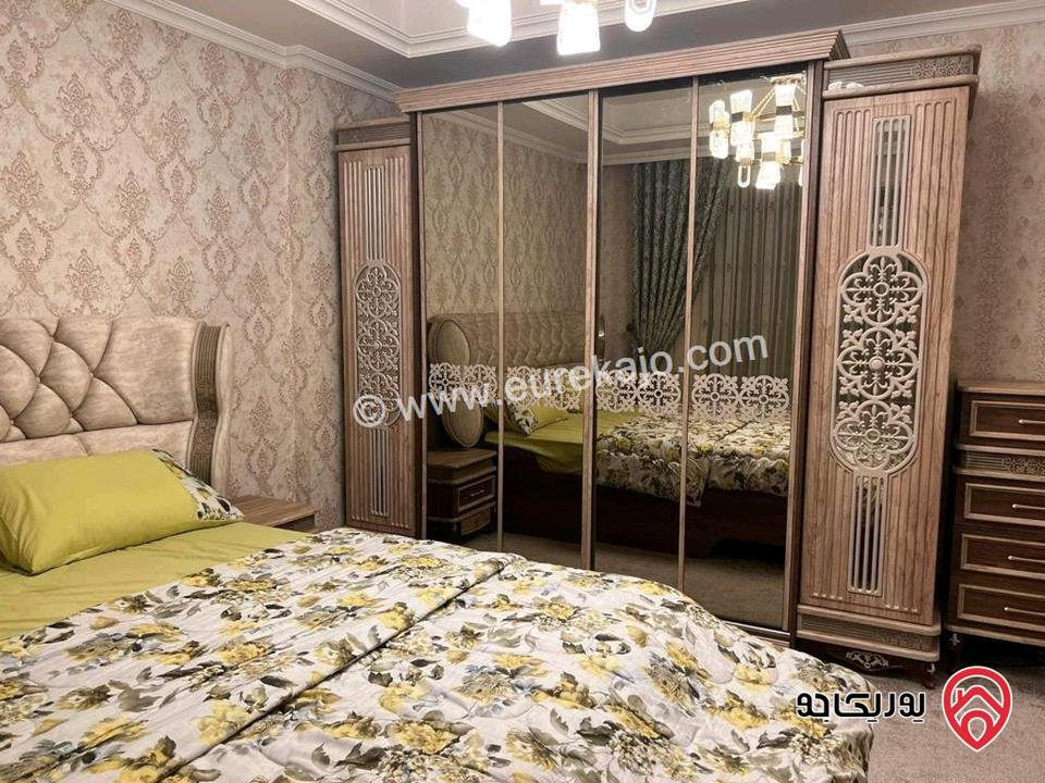 شقة طابقية مساحة 320م طابق ثاني للبيع في عمان - دير غبار