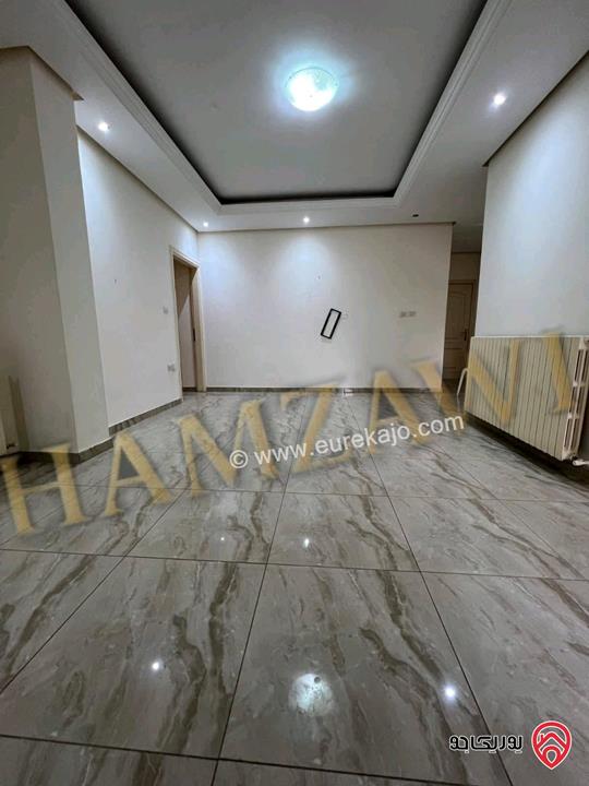 شقة ديلوكس طابق اول مساحة 230م للايجار في عمان - خلدا