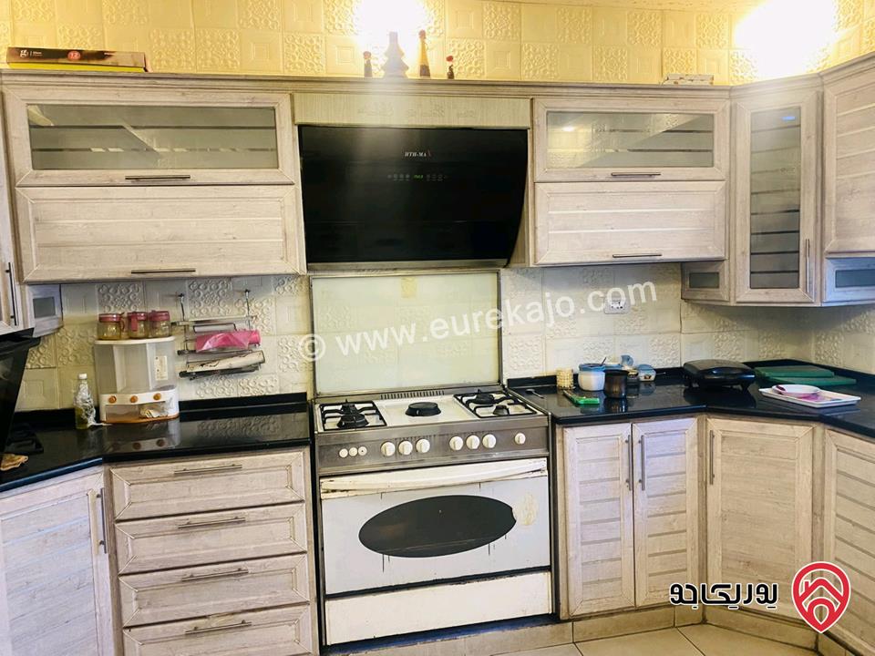 بيت مستقل مساحة 237م على أرض 417م للبيع في عمان - عين الباشا 