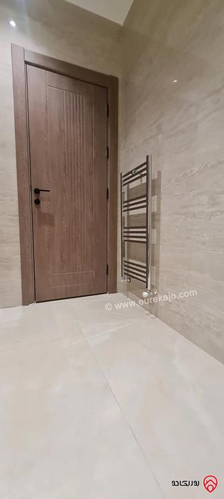 شقق فاخرة طابقية مساحة 207م للبيع في عمان - البنيات بالقرب من مدارس الحصاد