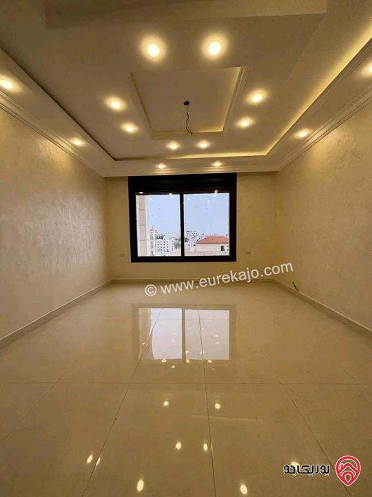 شقة طابق ثاني مساحة 176م للبيع في عمان - شفا بدران