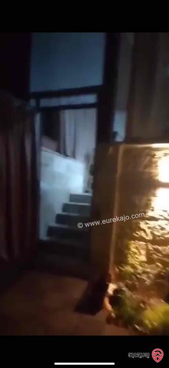 شقة كبيرة وبناء حديث مساحة 159م مع تراس واسع 24م للبيع في عمان - الزهور