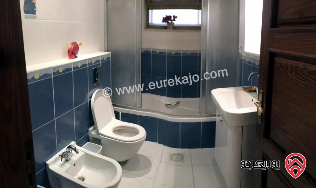 شقة مفروشة أرضية مساحة 360م مع حديقة 200م للايجار في عمان - الرابية