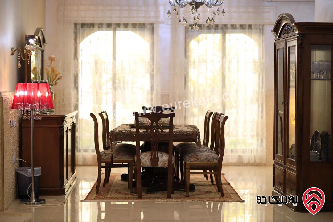 فيلا مساحة 1150م على أرض 2 دونم للبيع مع الأثاث في عمان - منطقة الجبيهة