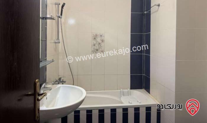 شقة فارغة طابق أرضي معلق مساحة 190م للإيجار في عمان - خلدا