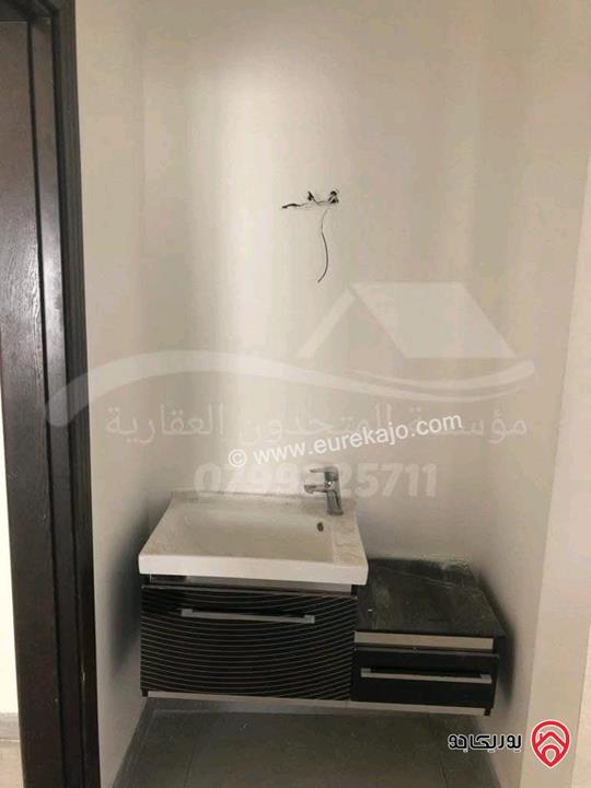 شقة فارغة مساحة 145م طابق ثاني للايجار في عمان - السابع