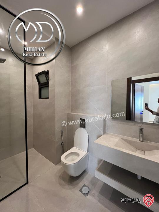 شقق جديدة للبيع في عمان - الظهير مساحة 250م 4 نوم تشطيبات ديكورات سوبر ديلوكس اطلالة رائعة