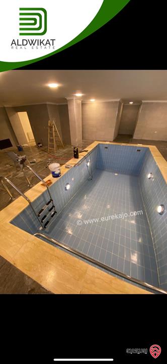 فيلا مستقلة للبيع في عمان - على طريق المطار / الغباشية مساحة البناء 1000م ومساحة الارض 1240م موقع مميز على شارعين