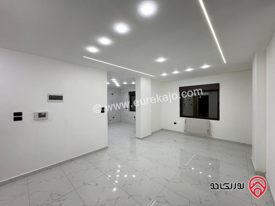 اخر شقتين طابق أرضي مساحة 160م وطابق ثالث دوبلكس مساحة 212م للبيع في عمان - البنيات