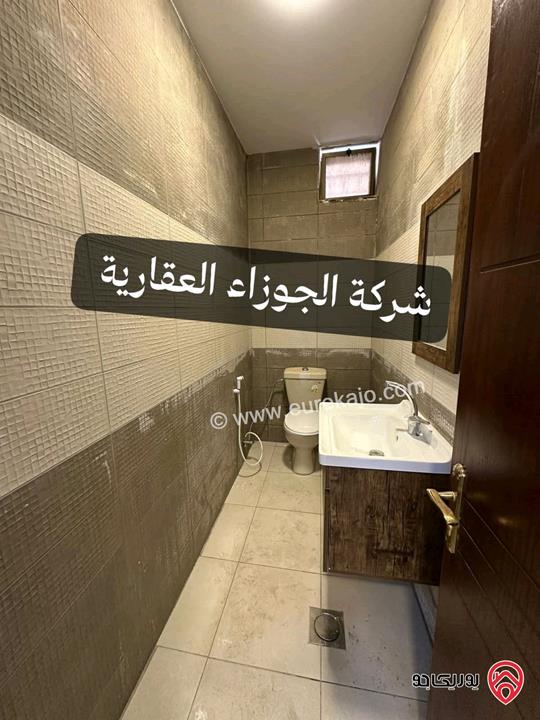 شقة طابق شبه ارضي المساحة الداخلية 180م والمساحة الخارجية 120م للايجار في عمان- البنيات 