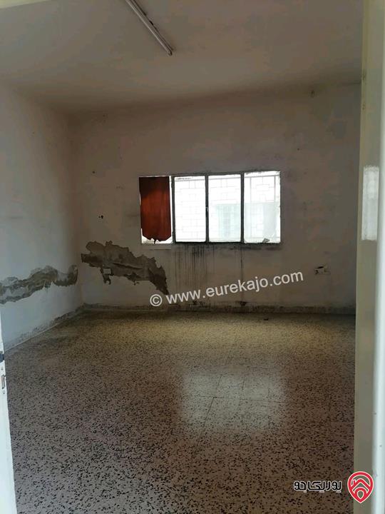 منزل طابقين مساحة 220م على أرض 320م للبيع في عمان - جبل التاج إشارات التاج والجوفة