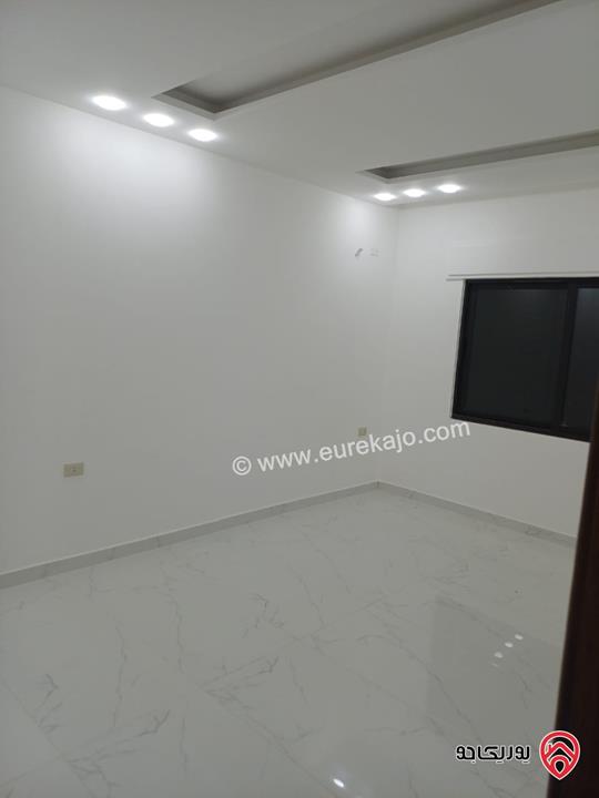 شقة مميزة سوبر ديلوكس طابق ثالث مع روف بناء جديد مساحة 196م للبيع في عمان - المقابلين