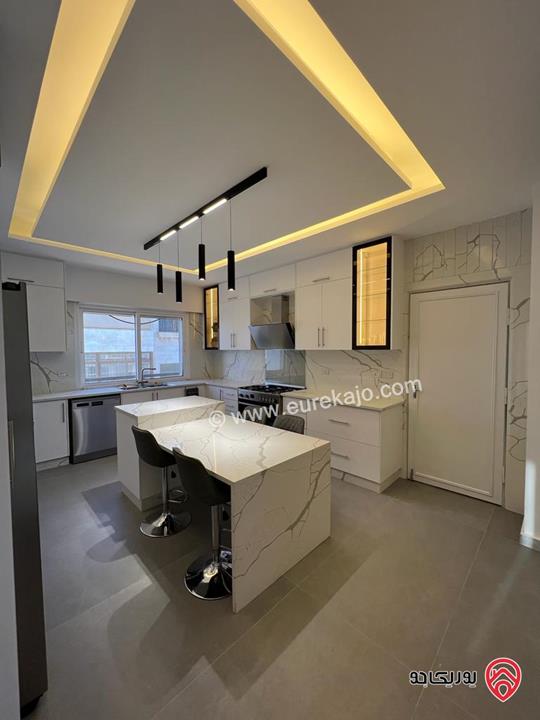 شقة فاخرة مفروشة بالكامل مساحة 370م للايجار في عمان - أم أذينة