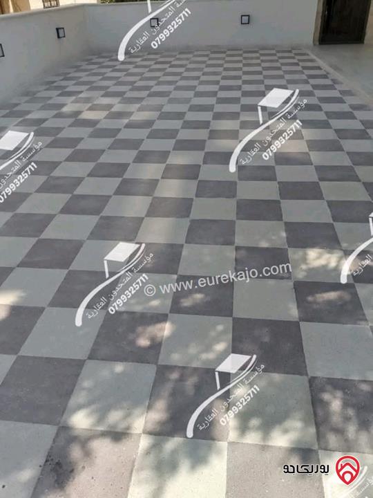 شقة ارضية مساحة 180م داخلي و 80م خارجي للإيجار فارغة في عمان - خلدا