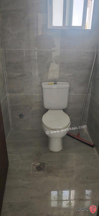 شقة طابق ثالث مساحة 127م للبيع في عمان - السابع