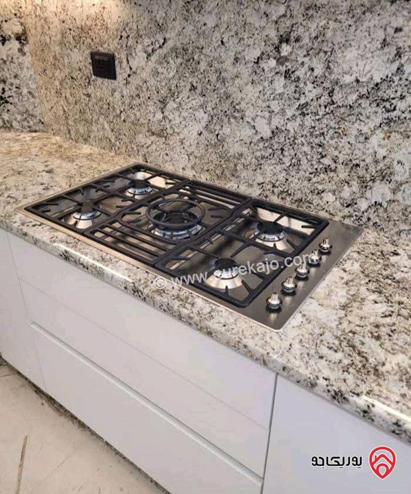 شقة فارغة مساحة 235م للايجار جديدة لم تسكن في عمان - خلدا