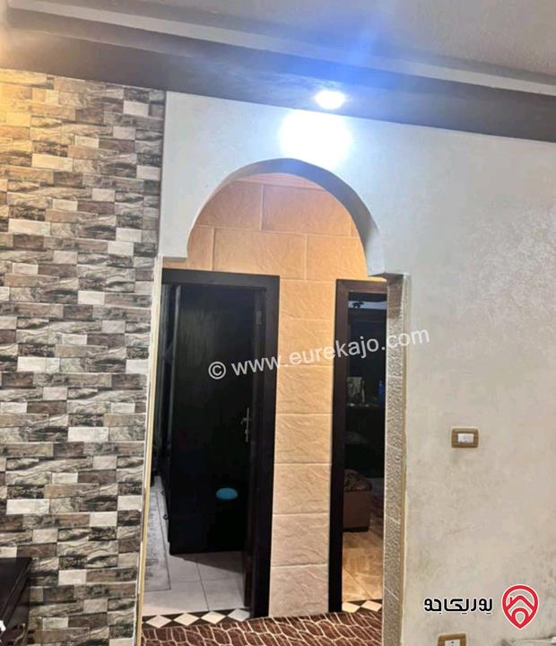 شقة طابق أول مساحة 105م للبيع في عمان - البنيات