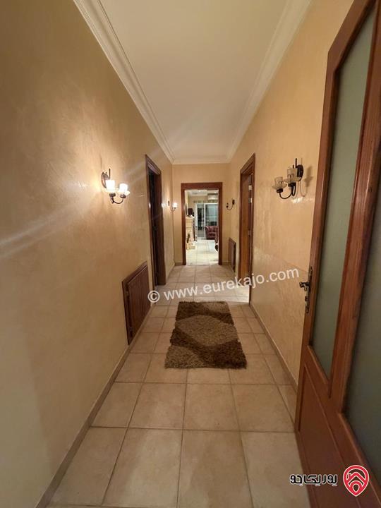 شقة طابقية فاخرة مفروشة او فارغة طابق ثاني مساحة 460م للإيجار في عمان - الجاردنز