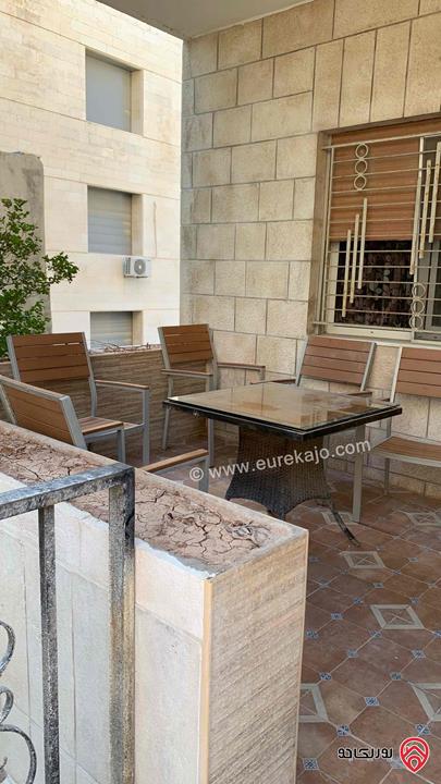 شقة مميزة مفروشة  مساحة 180م داخلي و 90م خارجي للإيجار من المالك مباشرة في عمان - جبل عمان 