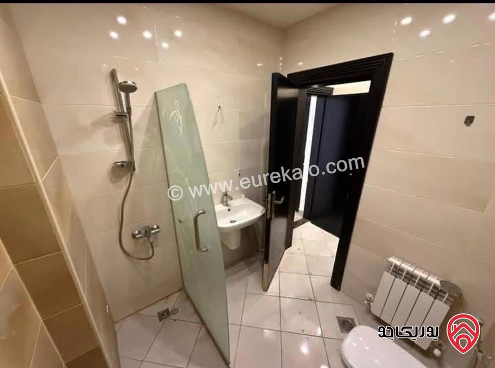 شقة طابق أول مساحة 200م للايجار في عمان - دابوق 