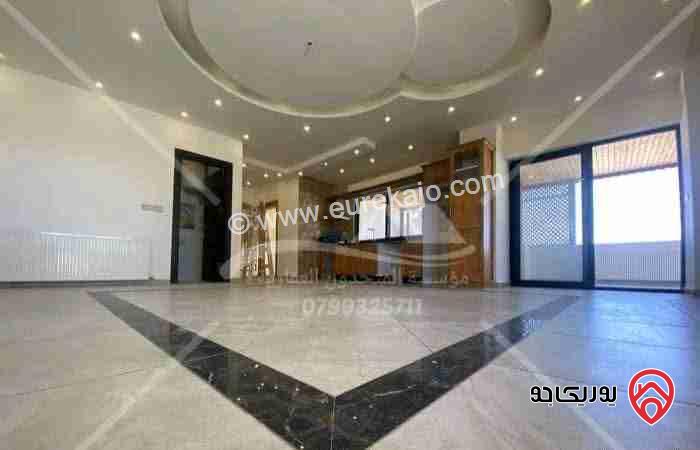 روف من فيلا مساحة 100م للإيجار فارغ في عمان - دابوق