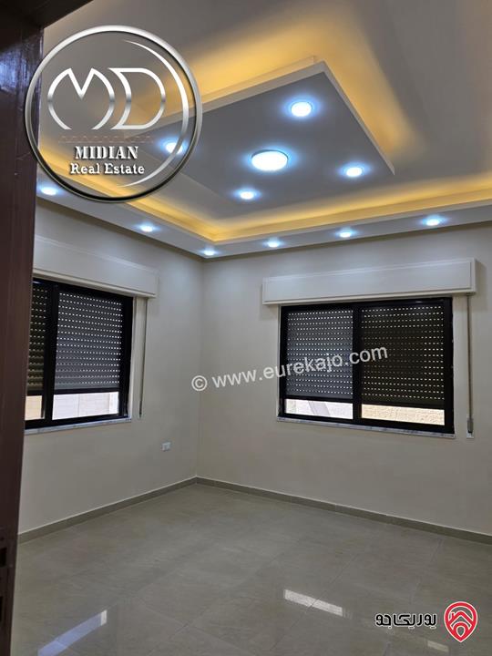 شقة فارغة للايجار في عمان - ضاحية الامير راشد مساحة 300م 4 نوم طابق اول تشطيبات و ديكورات فاخرة