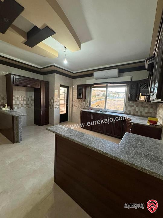 شقة فاخرة مساحة 185م طابق ثالث للإيجار في عمان - شفا بدران 