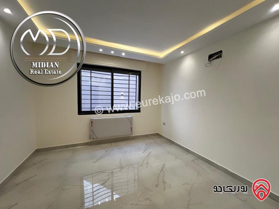 شقق جديدة للبيع في عمان - ضاحية النخيل مساحات 210م تشطيبات ديكورات عصرية فاخرة اطلالة جميلة بسعر مميز