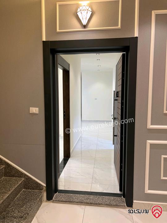 شقة طابق ثاني مساحة 135م للبيع في عمان - طبربور