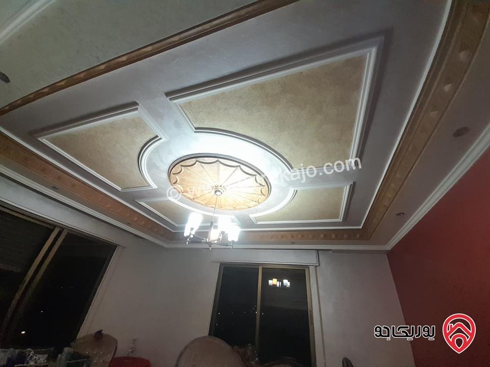 فيلا مكونة من طابقين على أرض 581م للبيع في عمان - طبربور ابو عليا
