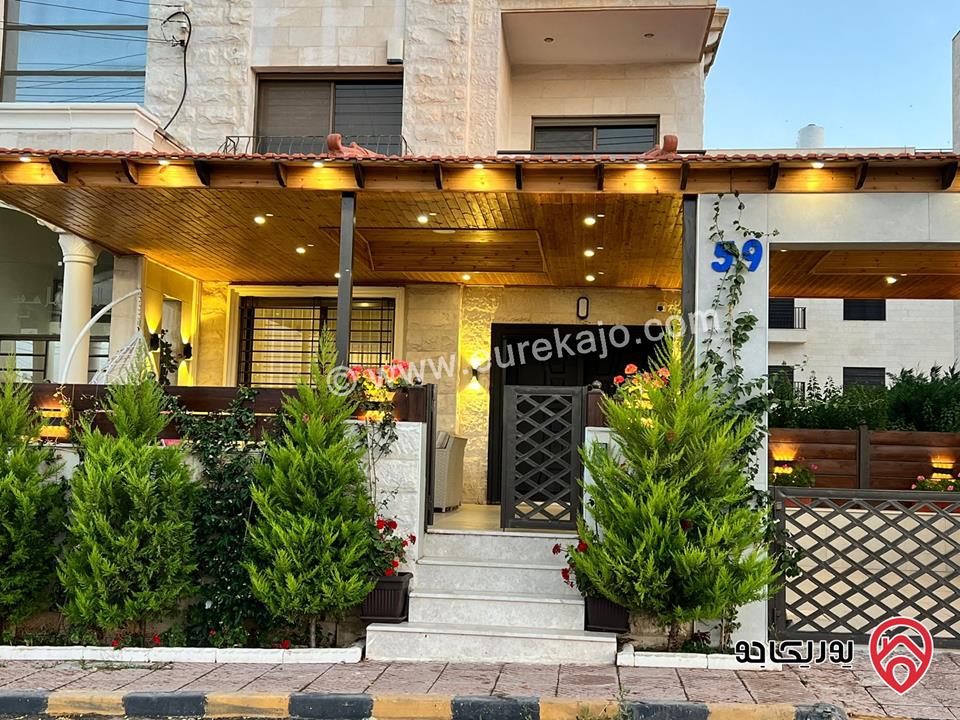 شقة فاخرة مفروشة أرضية مساحة 200م للايجار في عمان - ضاحية النخيل