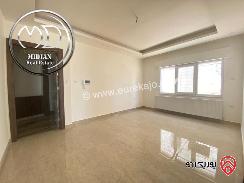 شقة أرضية للبيع في عمان - خلدا مساحة 185م مع ترس 40م تشطيبات سوبر ديلوكس جديدة لم تسكن بسعر مميز