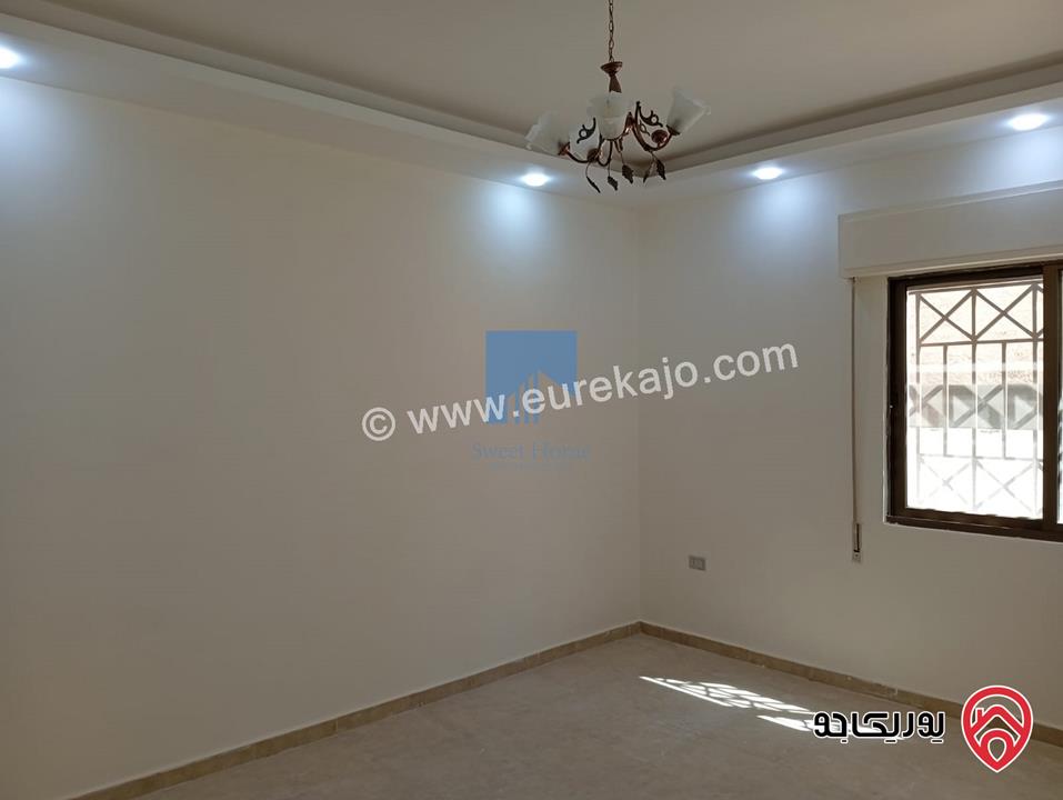 شقة أرضية مميزة مساحة 110م مع ترس 25م للبيع في عمان - الكرسي