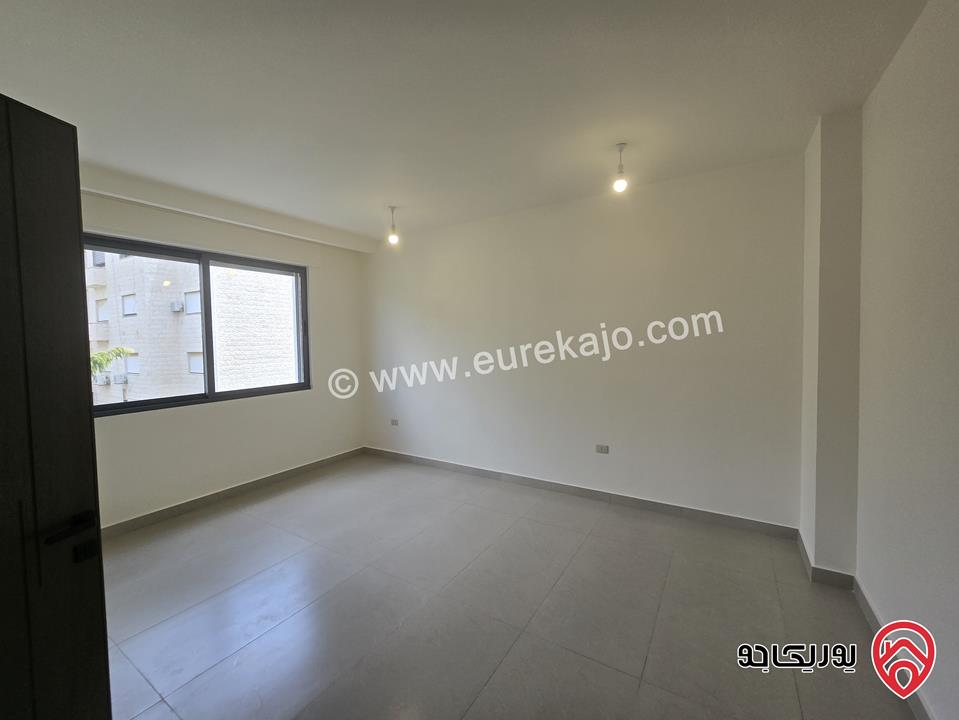 شقة فارغة جديدة مساحة 210 متر طابق اول للإيجار في عمان - الرابية