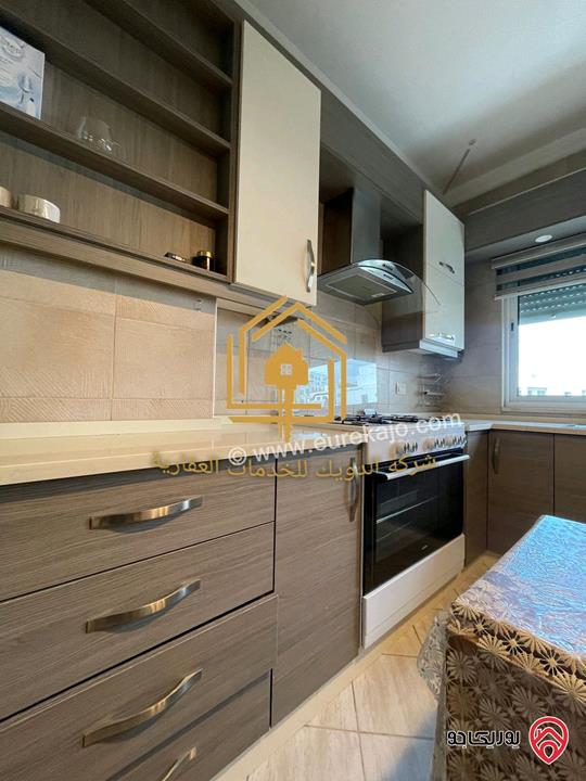 شقة فارغة مساحة 170م طابق ثاني للإيجار في عمان - خلدا 