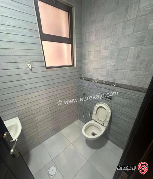 شقة طابق ثالث مساحة 180م للايجار في عمان - خلدا