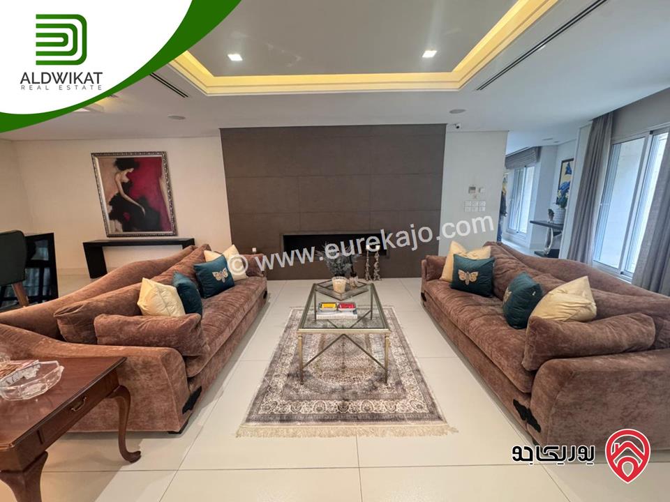 فيلا فاخره مفروشه مستقلة للبيع في عمان - دابوق مساحة البناء 800م ، الارض 770م ، الحديقة 200م والترس 200م