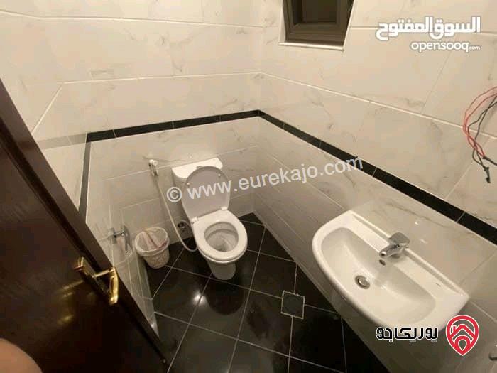 شقة فارغة ارضية مساحة 200م للايجار في عمان - الرابية