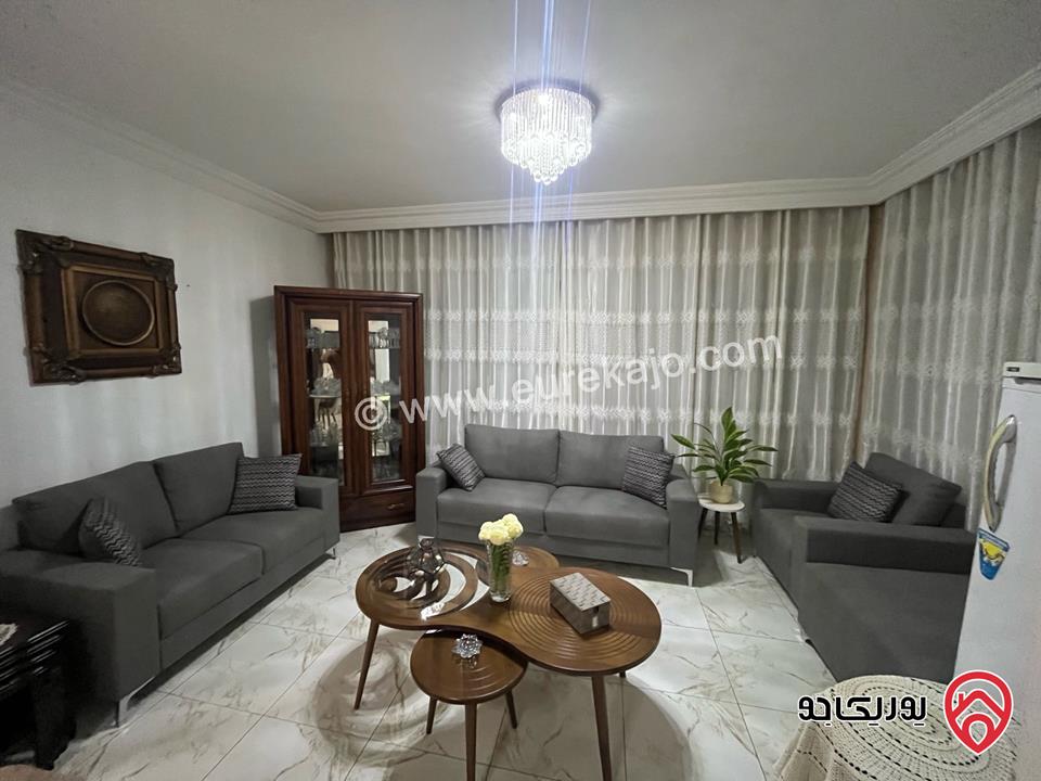 شقة طابق ثاني مساحة 130م للبيع في عمان - جبل اللويبدة