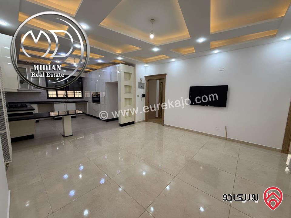 شقة ارضية فارغة للايجار في عمان - خلدا مساحة 165م مع ترس و حديقة 150م تشطيبات و ديكورات سوبر ديلوكس