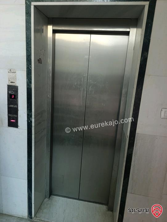 شقة مساحة 180م طابق ثالث للايجار في عمان - الرابية