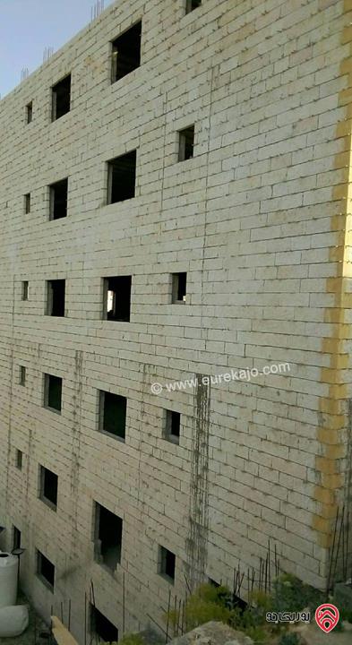 عمارة عظم على أرض 570م للبيع في عمان - منطقة أم نوارة ، بالقرب من روضة المثالية الإسلامية