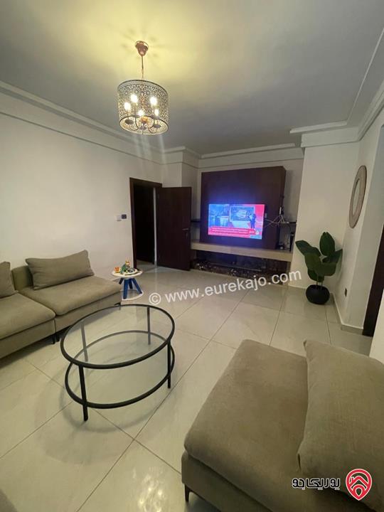 شقة شبه أرضية مساحة 245م داخلي و 250م خارجي للبيع في عمان - عبدون