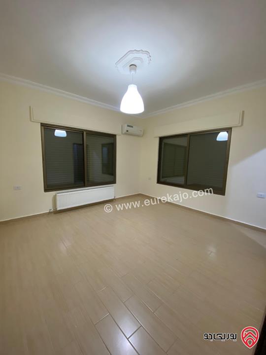 شقة مساحة 190م طابق ثالث للبيع في عمان - ضاحية الرشيد 