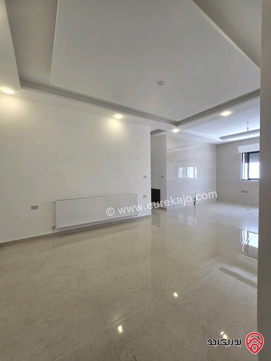 شقة طابق أول مساحة 155م للبيع في عمان - تلاع العلي 